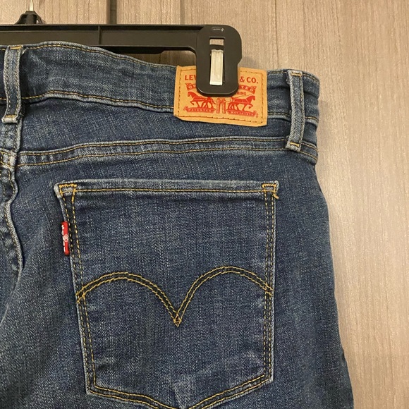 NWOT Levi 711 Skinny Jean - Picture 3 of 6